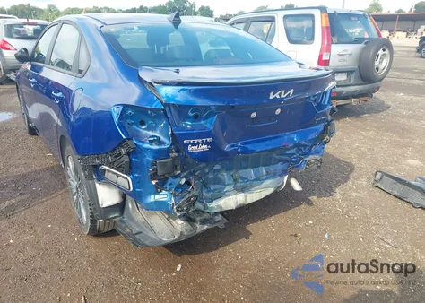 2024 Kia Forte Gt-Line z USA, uszkodzony, nr VIN 3KPF54AD4RE764460